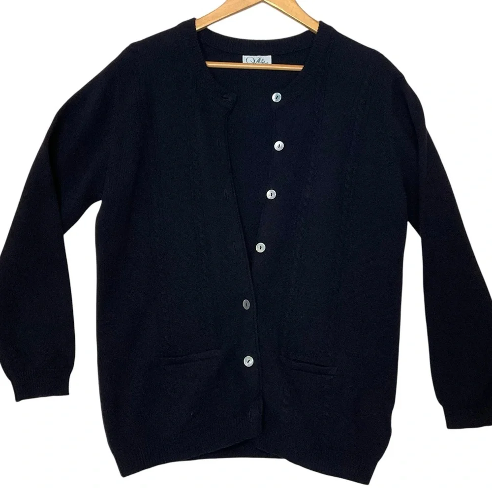 QUILLS IRELAND sz Medium Wool Cardigan Sweater Pockets Cable Knit Dark Blue